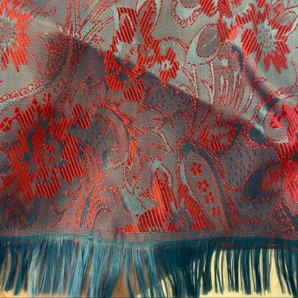 ⚡️2 for $20 NWOT Thai Silk Scarf - Picture 3 of 3